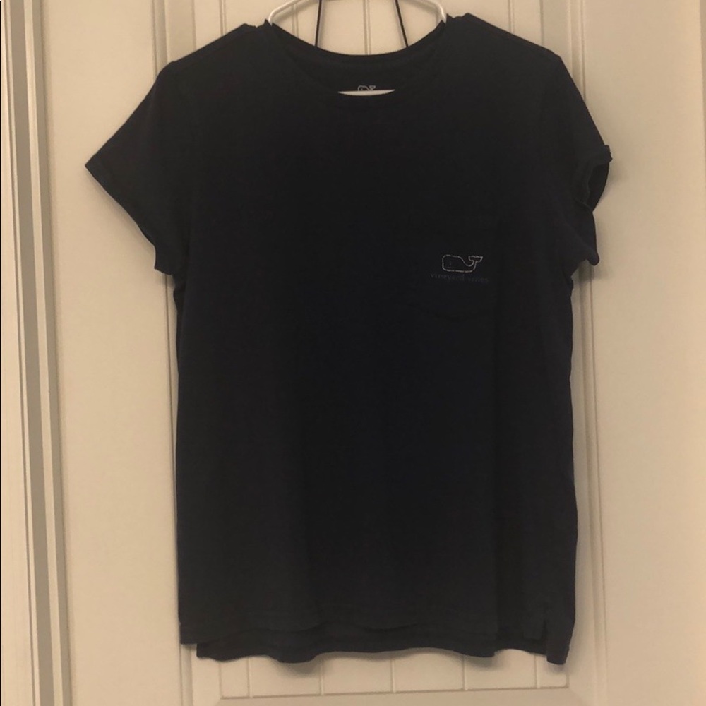 vineyard vines tshirt